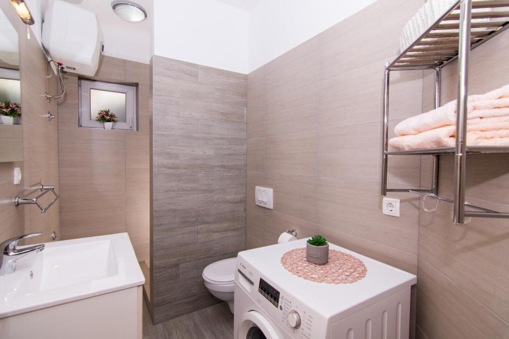 Apartman Sun Solin Apartment Bagian luar foto