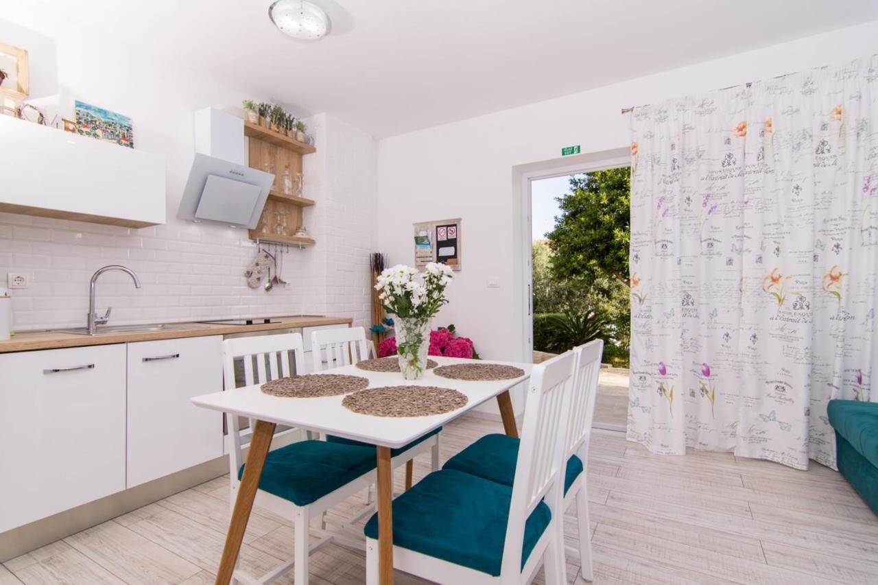 Apartman Sun Solin Apartment Bagian luar foto